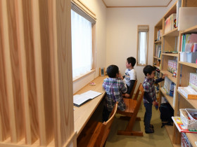 ３兄弟の勉強コーナー