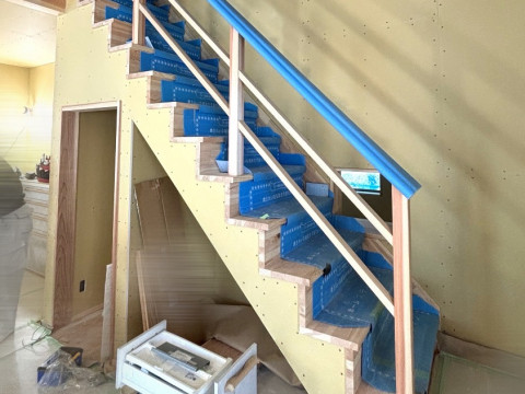 階段と自由設計について