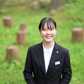 峯村英里子