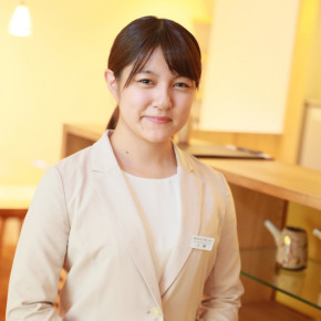 上條友梨