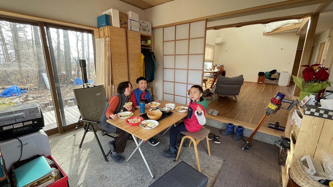 土間サロンで過ごす