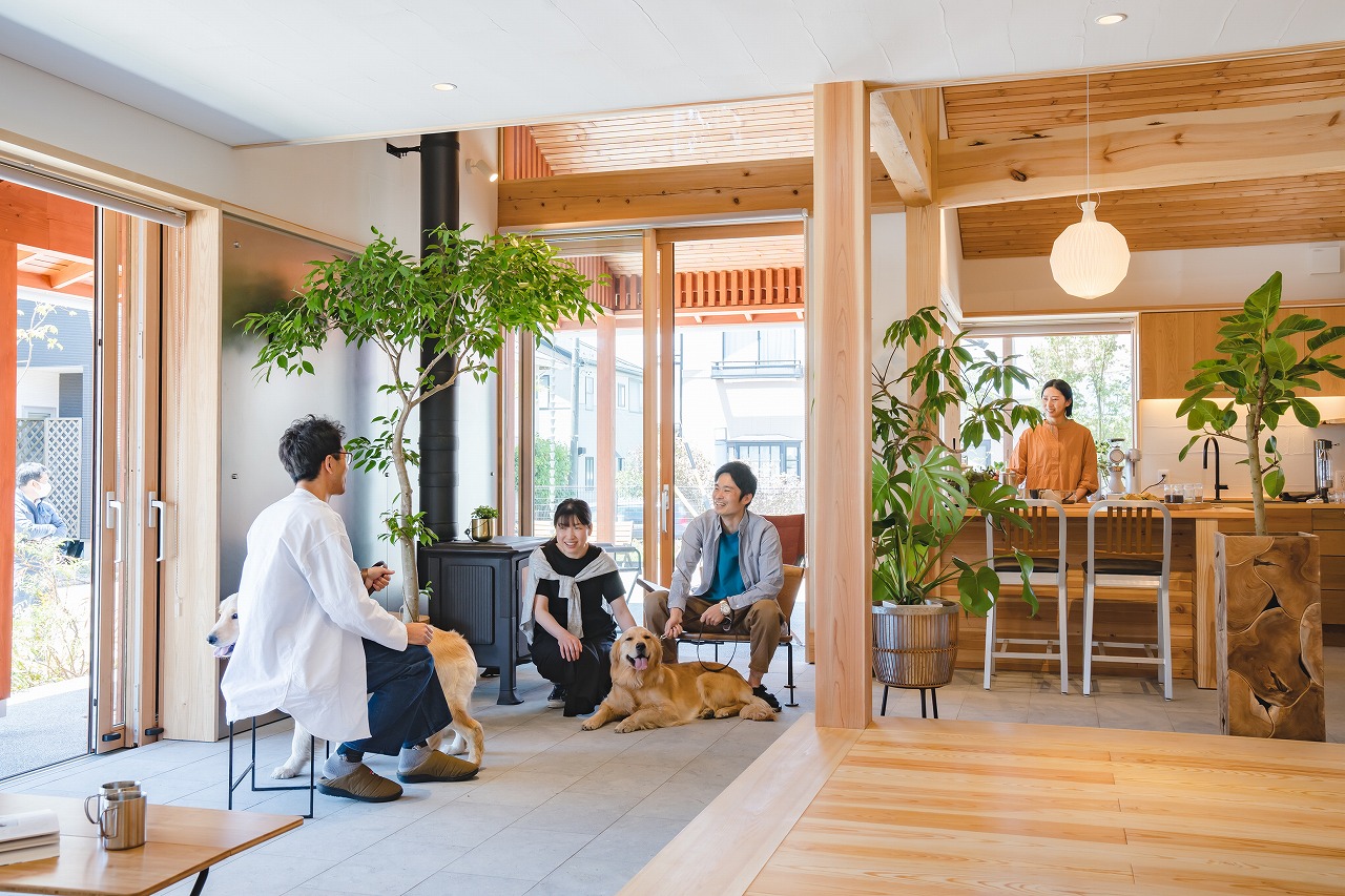 南展の土間サロン