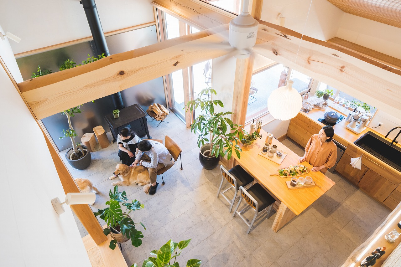 南展の土間サロン