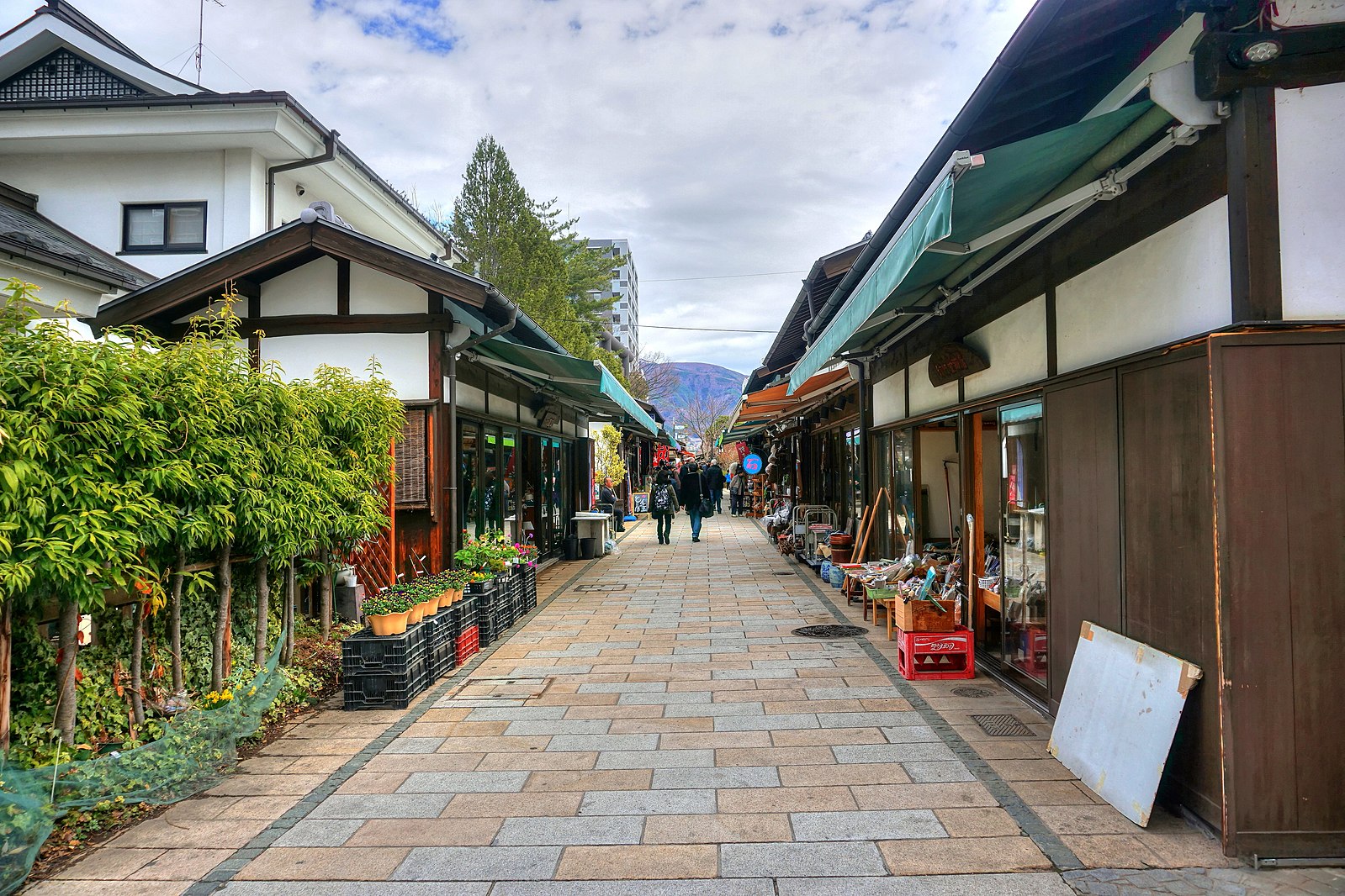 縄手通り